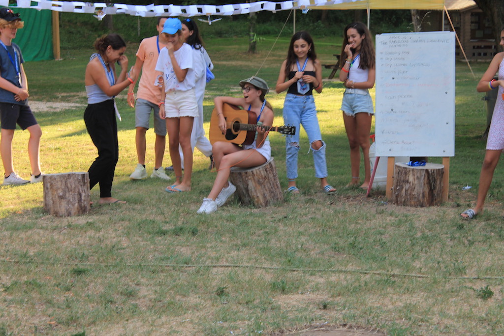 Village Camps International Summer Camp Ardèche, France 2019-07-26 https://www.villagecamps.com/journals_admin/images/2166-7255-TalentShow8 copy.jpg Village Camps International Summer Camp Ardèche, France 2019-07-26 https://www.villagecamps.com/journals_admin/images/2166-7255-TalentShow8 copy.jpg